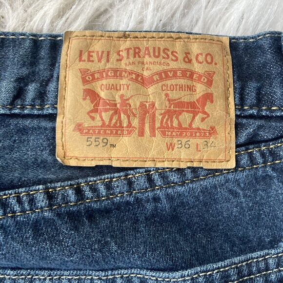 Levi's 559 Jeans Size 36x34 Mens Mid Rise Straight Leg Dark Wash Blue Denim - Picture 10 of 15